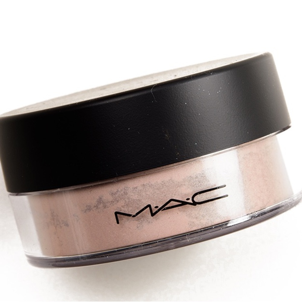 Ethereal, Iridescent Loose Powder (Silver Dusk) by MAC